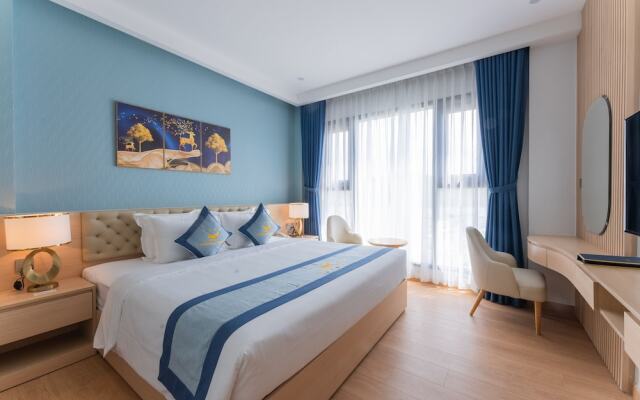 Canary Gold Hotel Quy Nhơn, Beachfront