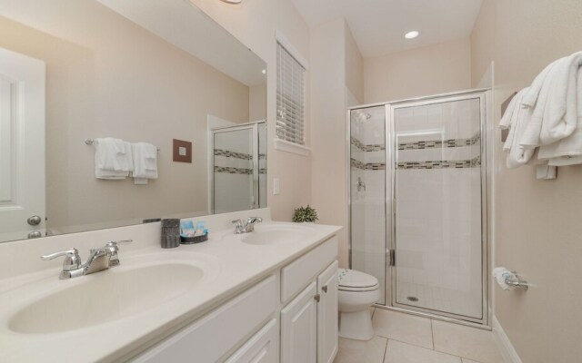 5160 Oakbourne Avenue