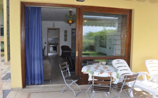 THE VILLAGE MIRó (LAZ240)