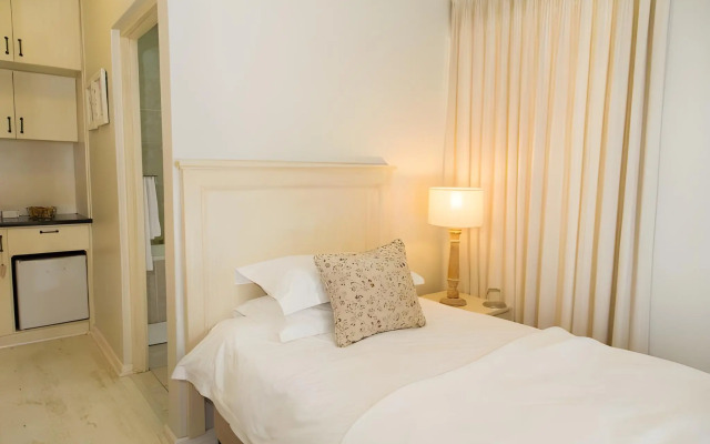 Four Palms Accommodation