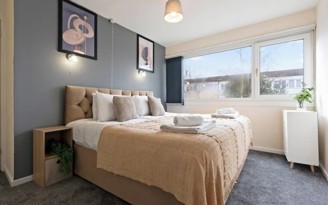 8guests-3br-parking-familyfriendly-nearairport
