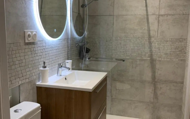 Appartement Cosy Jacuzzy Luxe Gare de Toulon