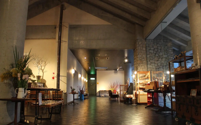 Tosawashi Kougeimura QRAUD