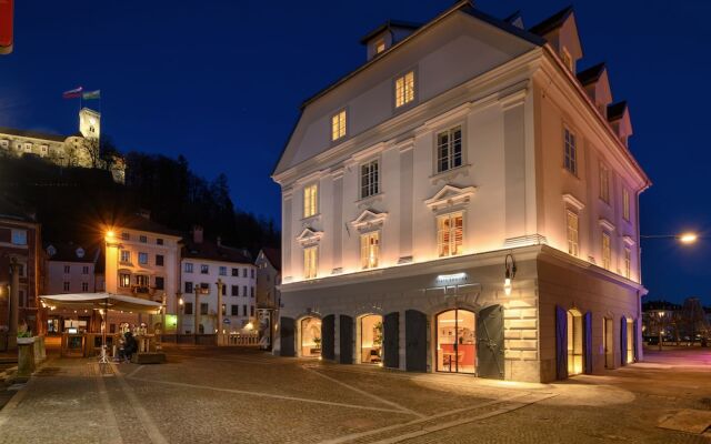 Zlata Ladjica Boutique Hotel