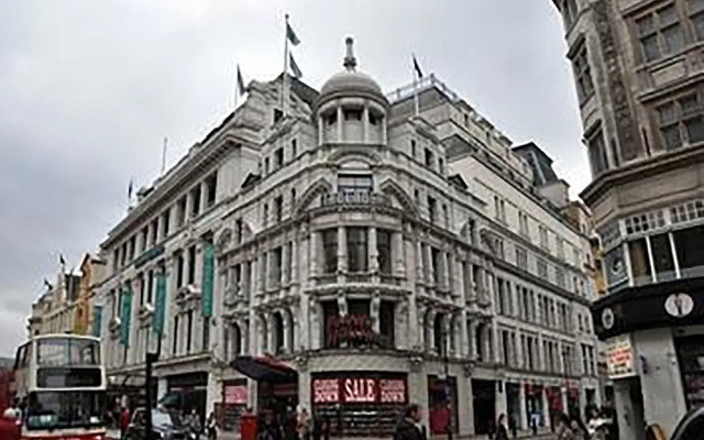 Piccadilly Circus by Capital