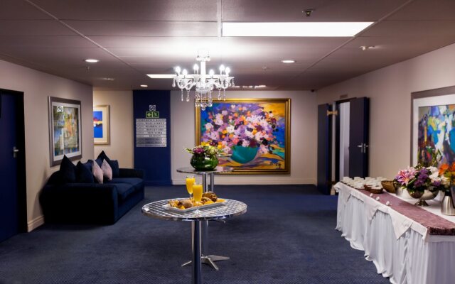 Cape Town Lodge Hotel