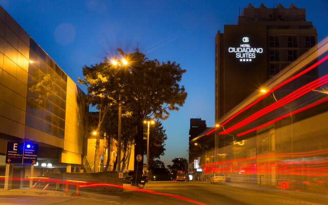 Hotel Ciudadano Suites