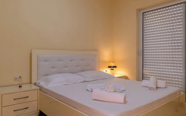 StarLight Apartments 1