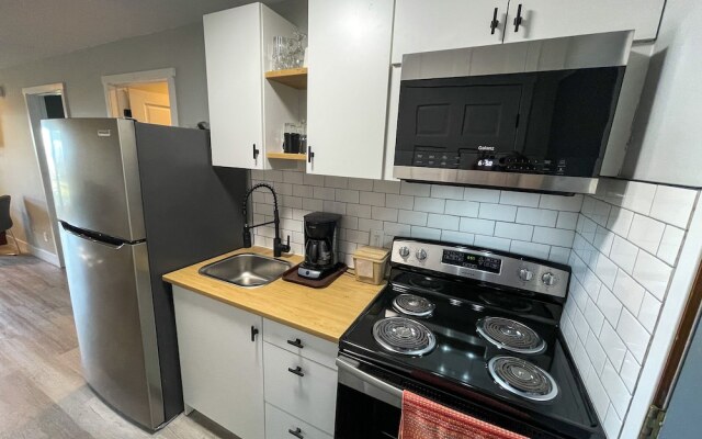 Lake Bluff Inn and Suites