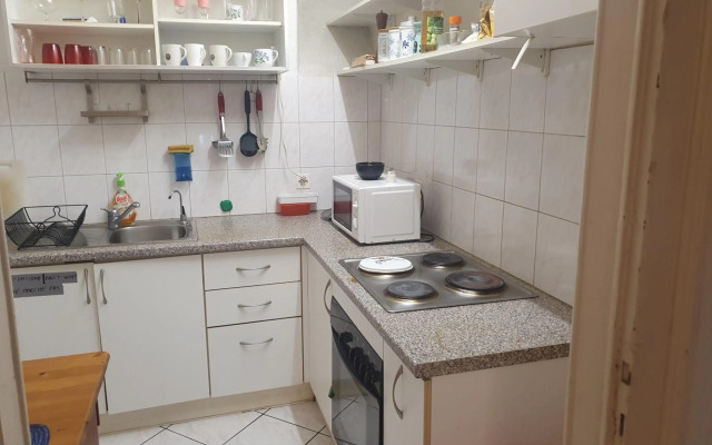 Economy Studio Central Lugano