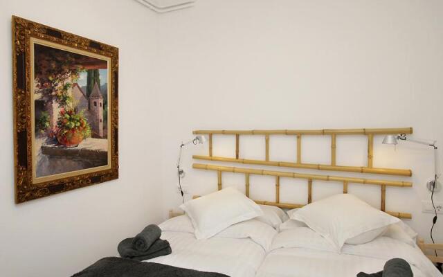 Roger de LLúria-Passeig de Grà cia - INH 22898