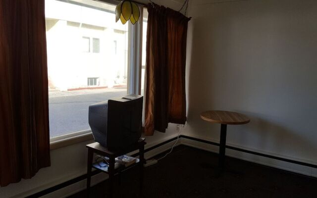 Glenwood Motel and Cottages