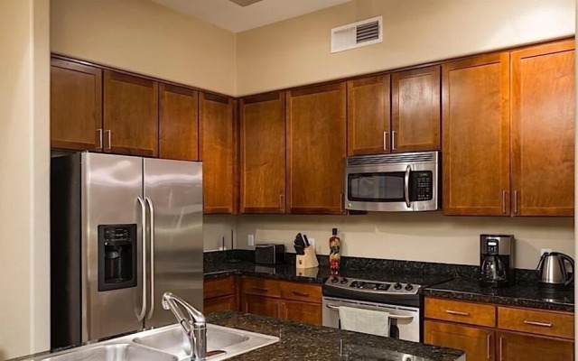 Glendale Getaway By Signature Vacation Rentals