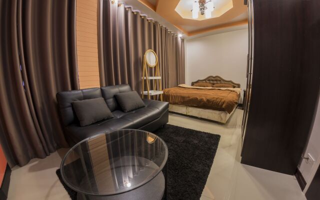 Maximum Luxury Apartment