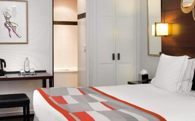 Hotel Le Senat