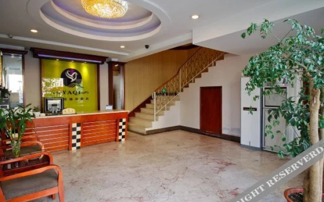 Yaqi Business Hotel Hefei Aoti Chengshi