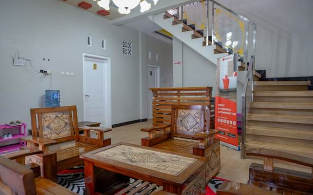 RedDoorz Syariah near Komplek Candi Arjuna Dieng