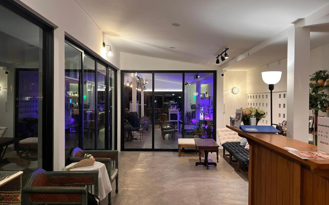 Pha Thai House