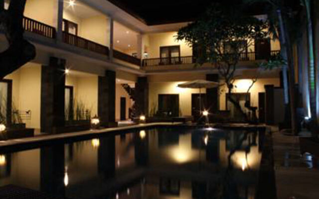 Radha Bali Hotel