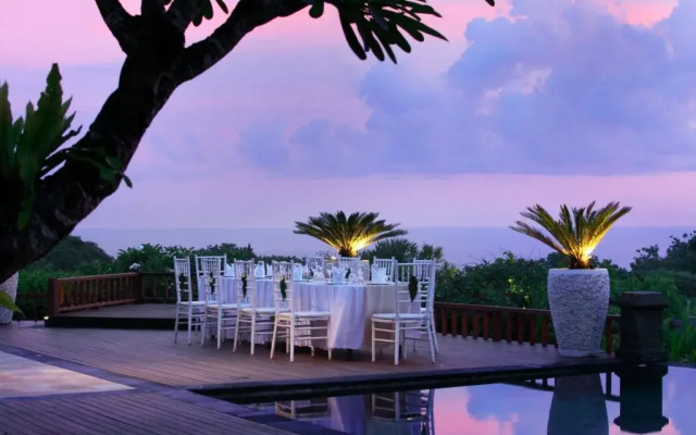 The Shanti Residence