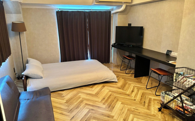 Book Tea Bed Shinjuku-Gyoen