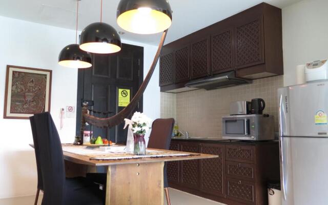 6 38 Top Floor 2 Brs 2baths 1km Walking To Beach