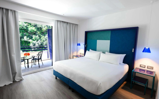 Отель Novotel Paris Les Halles