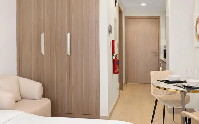 Azizi Riviera Studio with Chic Furnishing