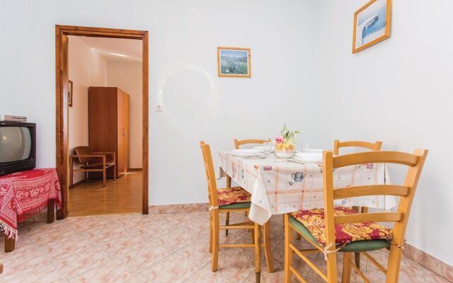 Beautiful Home In Kornic With Wifi And 2 Bedrooms