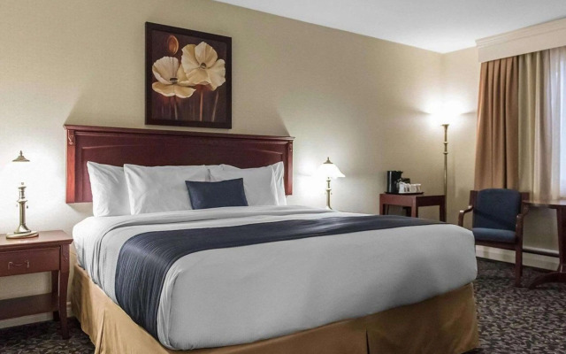 Quality Inn Mont-Laurier