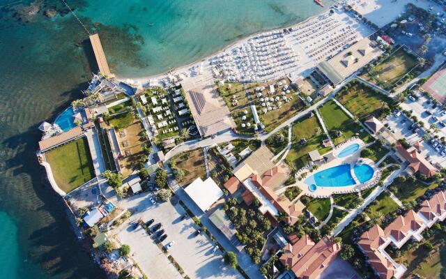 Kairaba Alaçatı Beach Resort & Spa