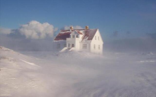 Ocean Front Iceland Luxury Apartment