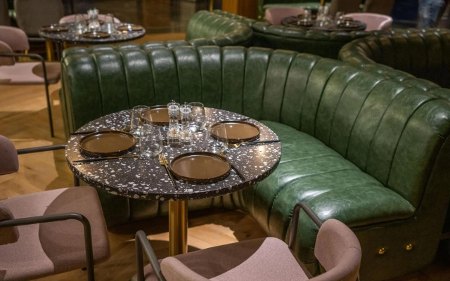 The House Hotel Al Khiran