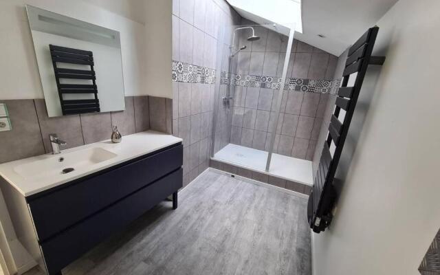 Maison de ville avec gd terrasse sans vis-à-vis