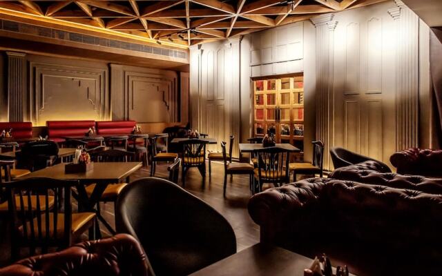 DNG The Grand Hotel