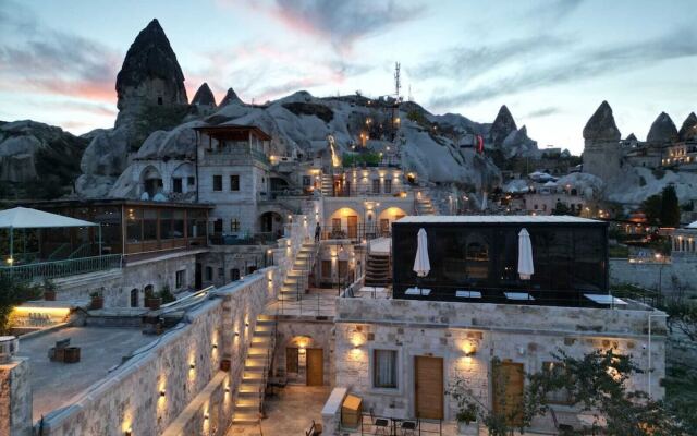Caverna Hotel Premium Caves