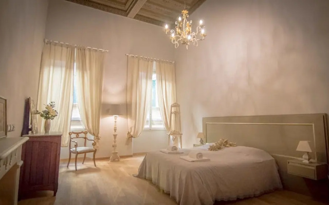 Breathtaking 4BD Apt 5min Walk to Duomo