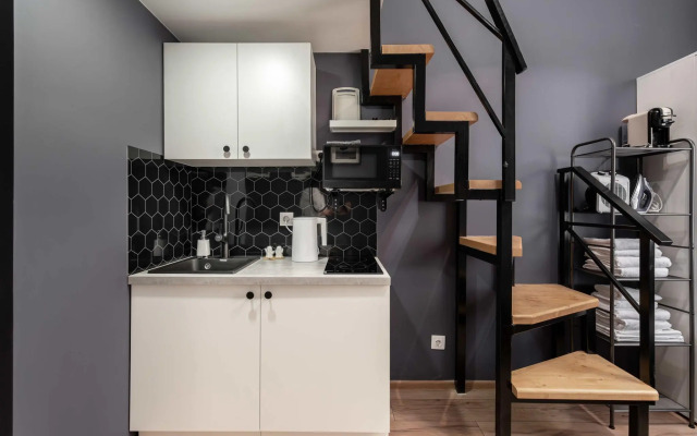 Метры в центре на улице Достоевского 30