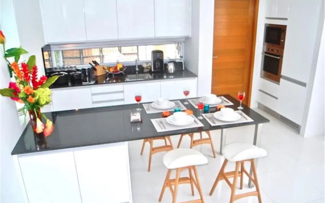 Skylight New 2 bedrooms Villa