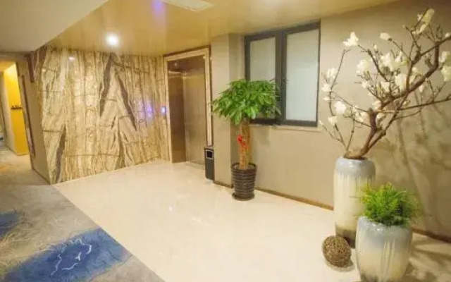 HanTing Premium Hotel (Fuzhou Haixia C&E Center)