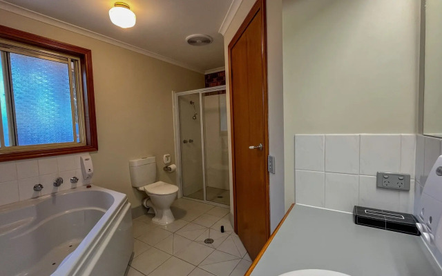 Victoriana Motor Inn