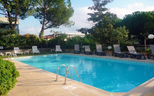 Hotel Campanile Antibes - Juan Les Pins