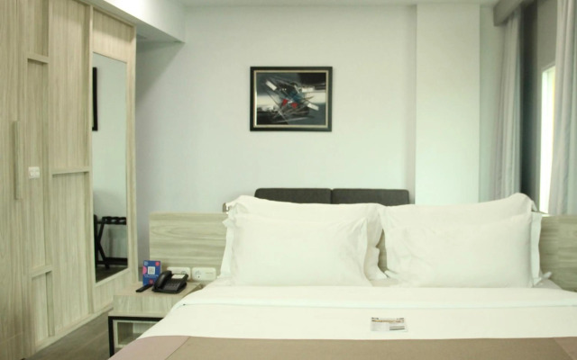 Sparks Life Jakarta, ARTOTEL Curated