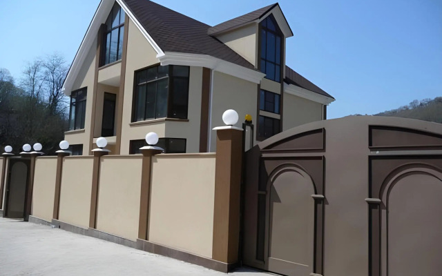 Matsesta Lili Guest House