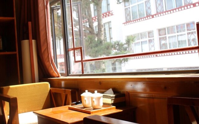 Meri Snow Mountain Travellingwithhotel