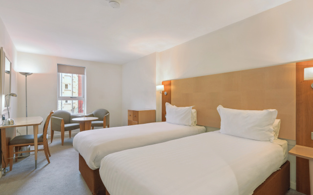 Holyrood Aparthotel