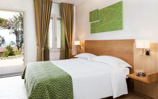 Hotel Golfo del Sole