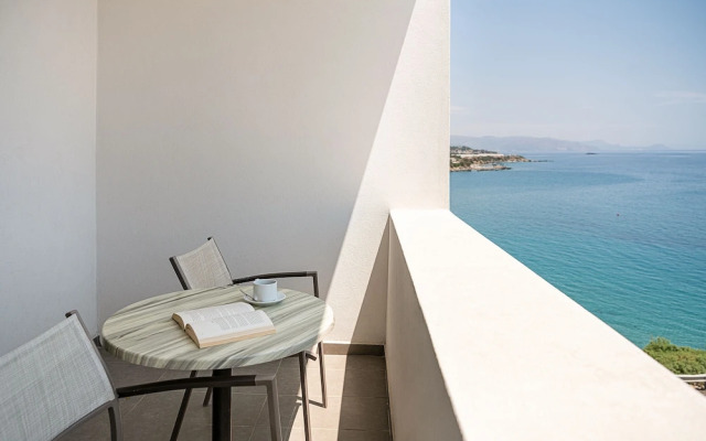 Kakkos Bay Hotel & Bungalows