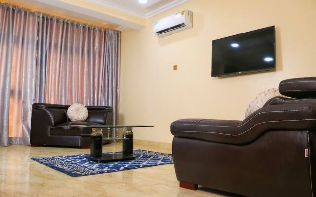 Madaki's Executive Suites