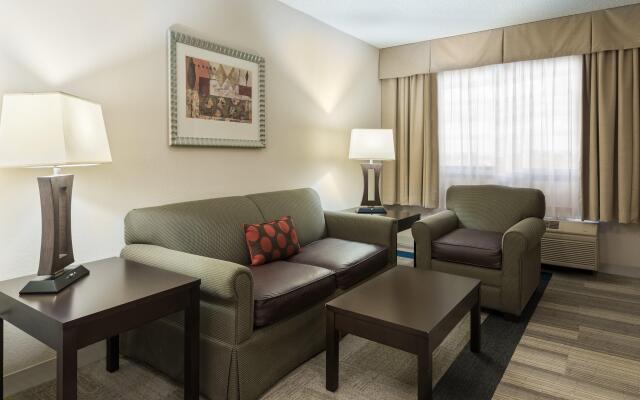 Holiday Inn Express & Suites Kendall East Miami, an IHG Hotel